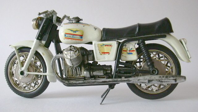 guzzi V7S -05- 1.24